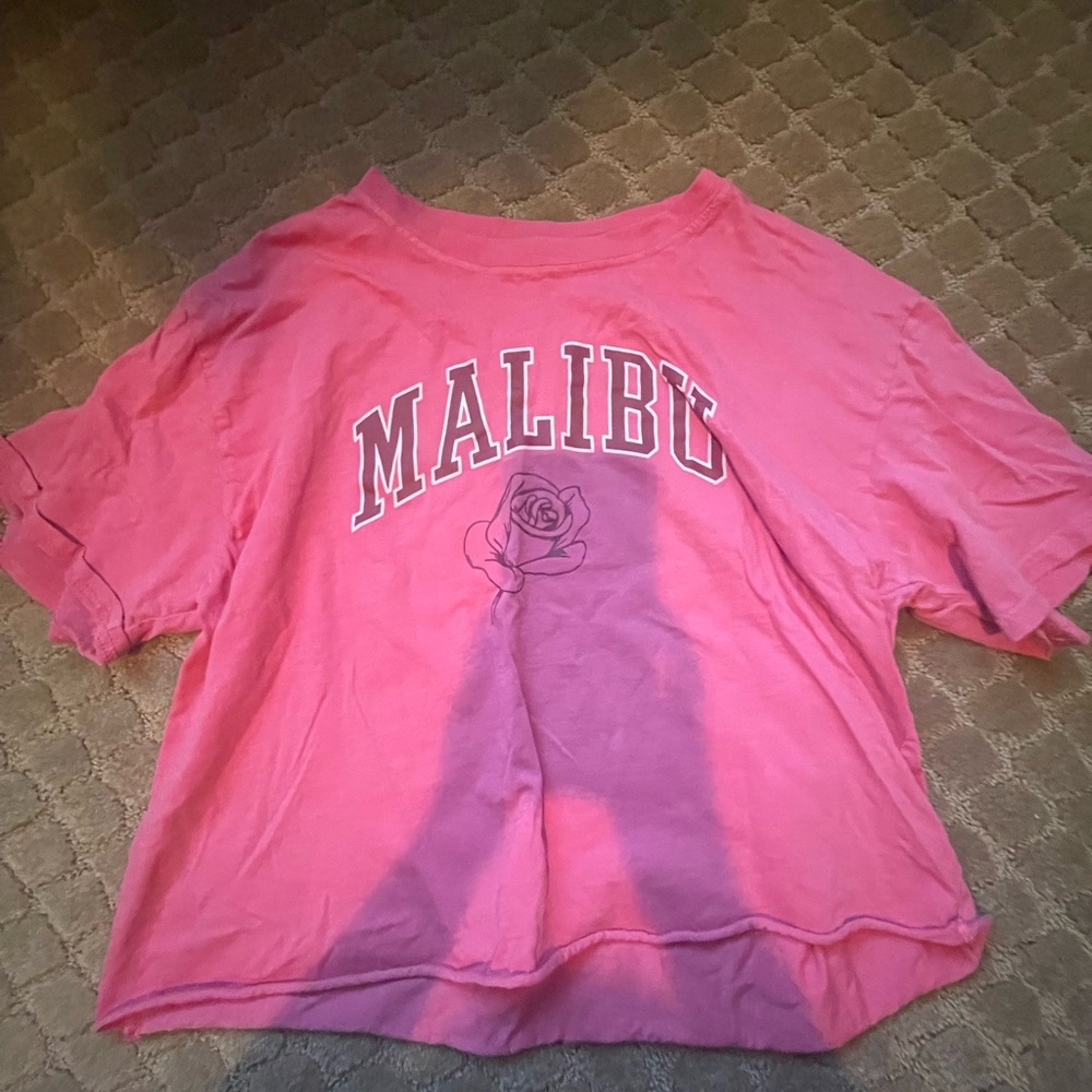 pink crop top